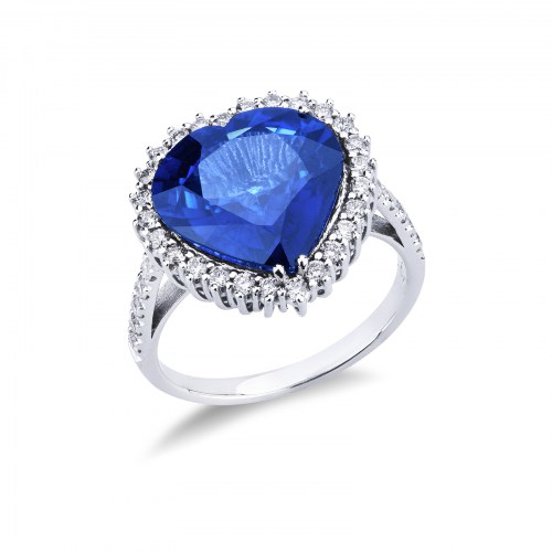 Al momento stai visualizzando Anello oro bianco zaffiro blu e diamanti