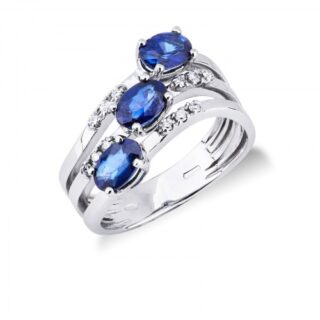 Scopri di più sull'articolo Anello in oro bianco 18k con diamanti e zaffiri blu